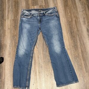 Silver Jeans Women's Suki Blue Washed Straight-Leg Jeans 18x32